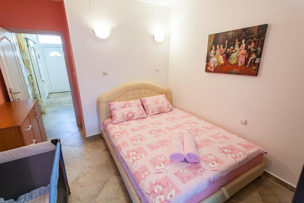 Apartments Mila Krimovica Habitación foto