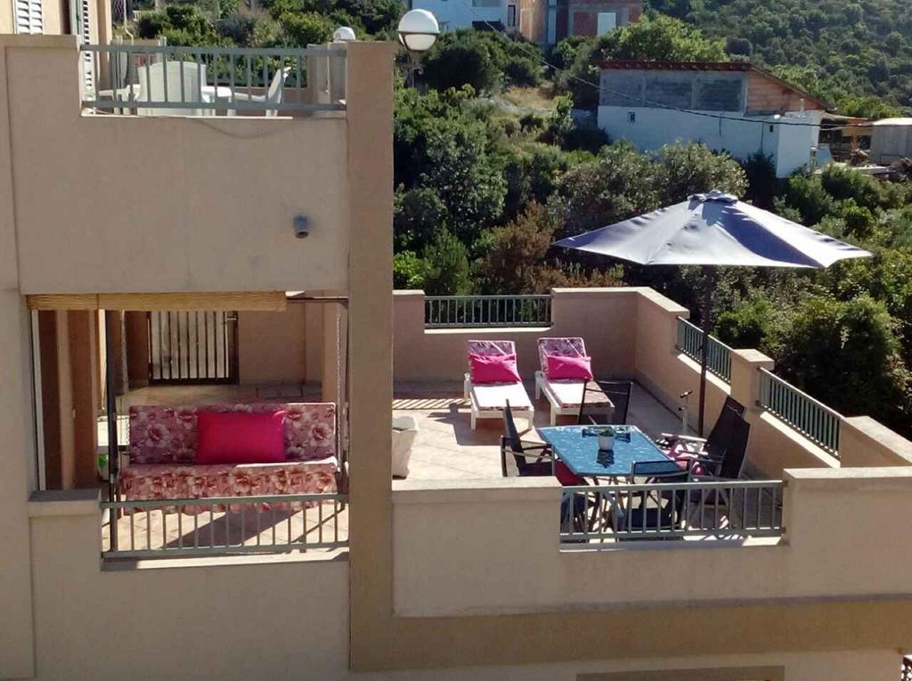 Apartments Mila Krimovica Exterior foto